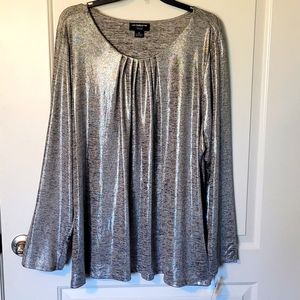 Women's Liz Claiborne Long Sleeve Shirt.  Size 3X. Shiny gray with black. NWT